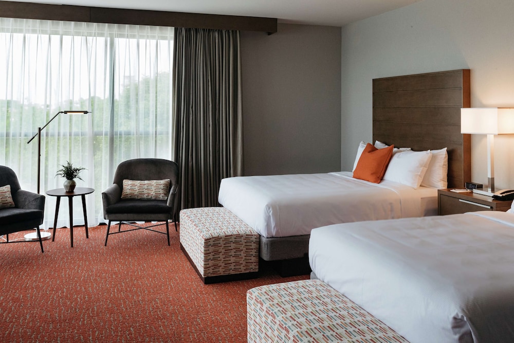 Revel Hotel Des Moines Urbandale Tapestry Collection by Hilton - photo 79