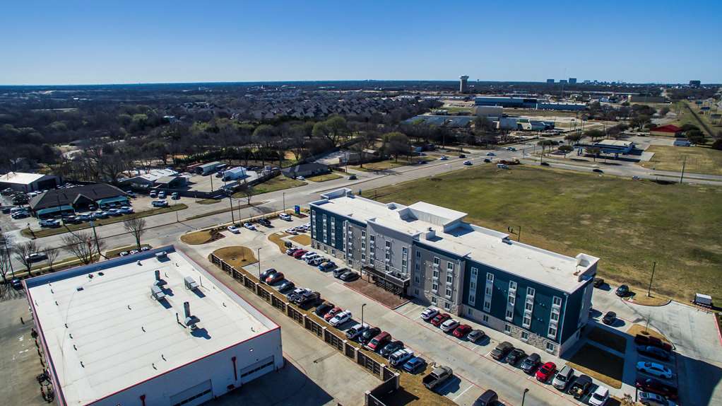 WoodSpring Suites Dallas Plano Central Legacy Drive - photo 10