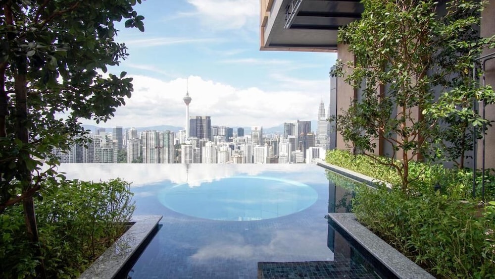 Lucentia Residence by EAS Maju property — 4-Star Luxury Hotel in Kuala Lumpur, Malaysia
