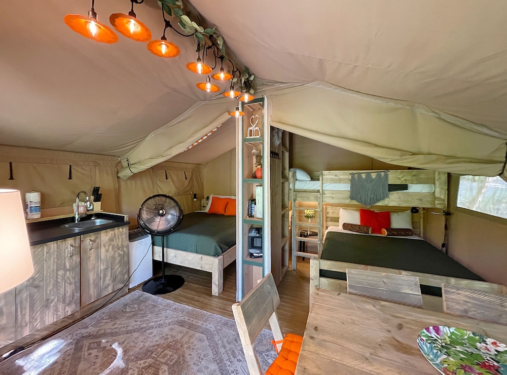Emberglow Outdoor Resort - photo 143