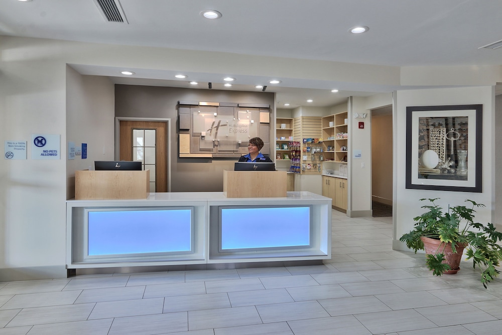 Holiday Inn Express Socorro by IHG - photo 50