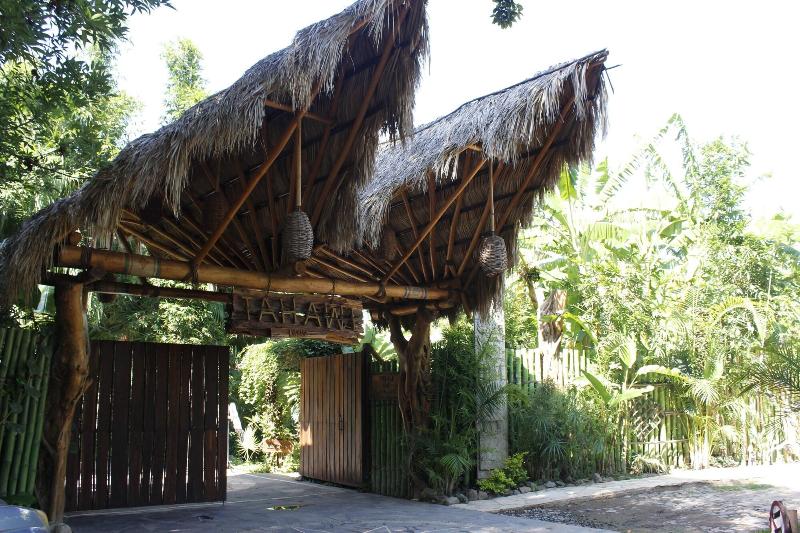 Eco Hotel Tahawi - carbon neutral hotel in Ajijic