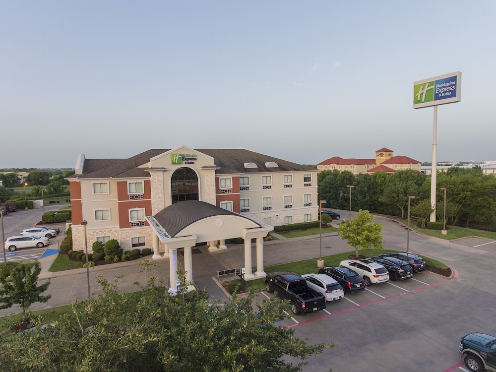 Holiday Inn Express Hotel & Suites Mount Pleasant by IHG - photo 53