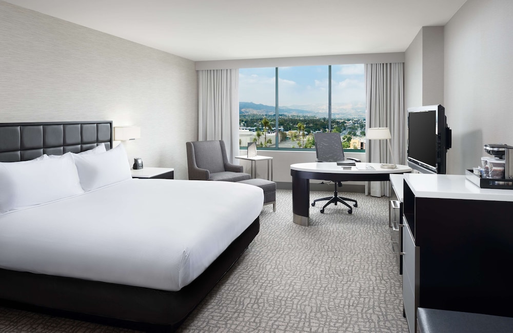 Hilton Woodland Hills Los Angeles - photo 21