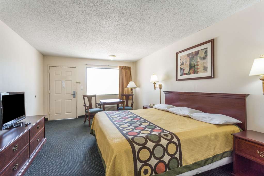 Super 8 by Wyndham Slidell - photo 21