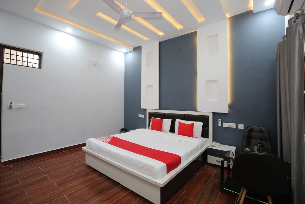 Oyo 42991 Mehra Dhaba