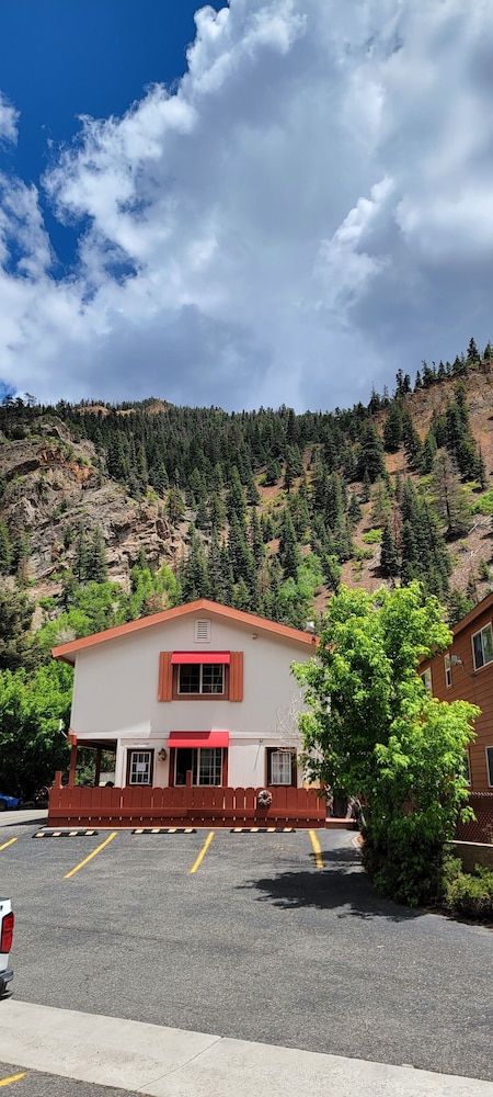 Hot Springs Inn - photo 63