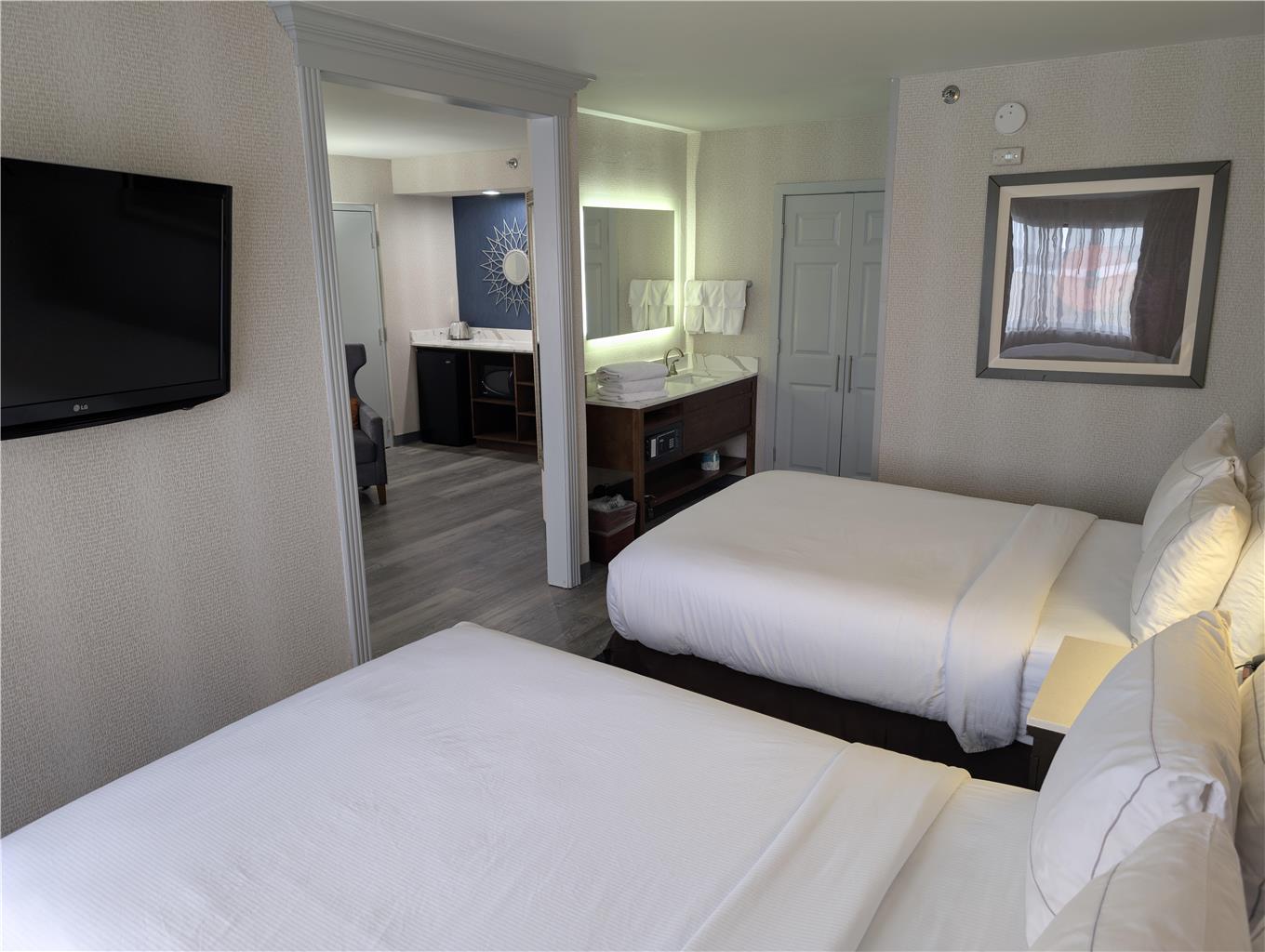 Best Western Plus Miamisburg Dayton Suites Banquets & Hotel - photo 8