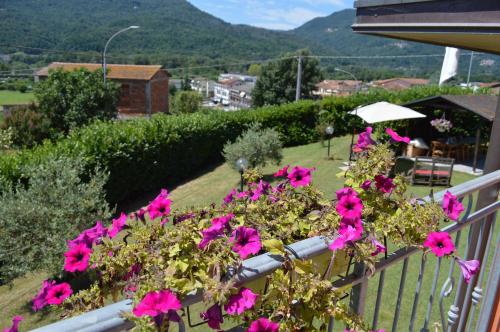 Villa Albetta Casa Vacanze — 4-Star Luxury Hotel in Licciana Nardi, Italy