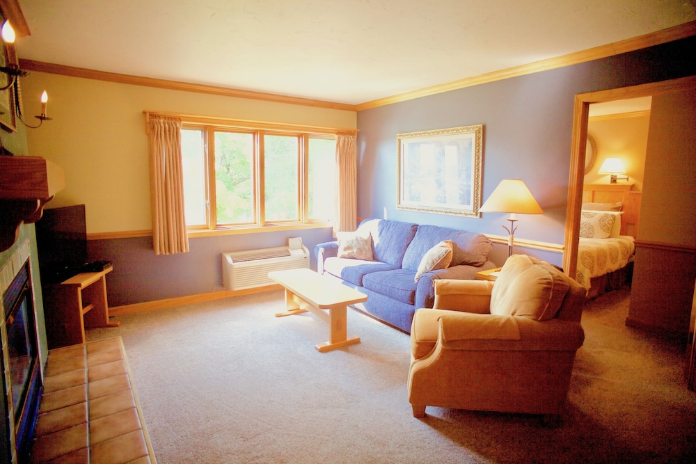 Settlement Courtyard Inn & Lavender Spa - photo 30