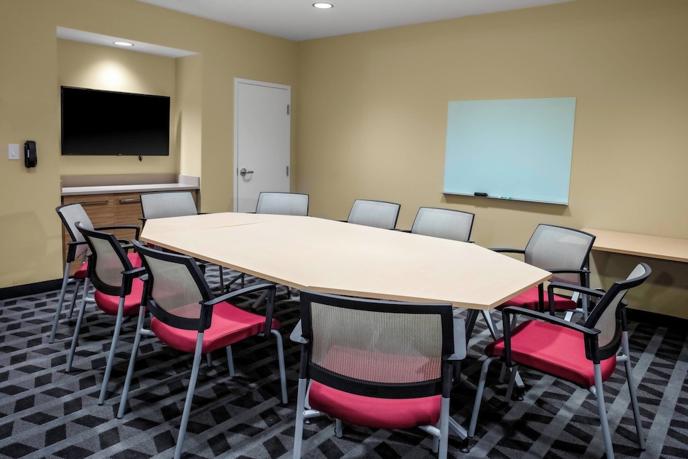 TownePlace Suites by Marriott Gainesville - photo 19