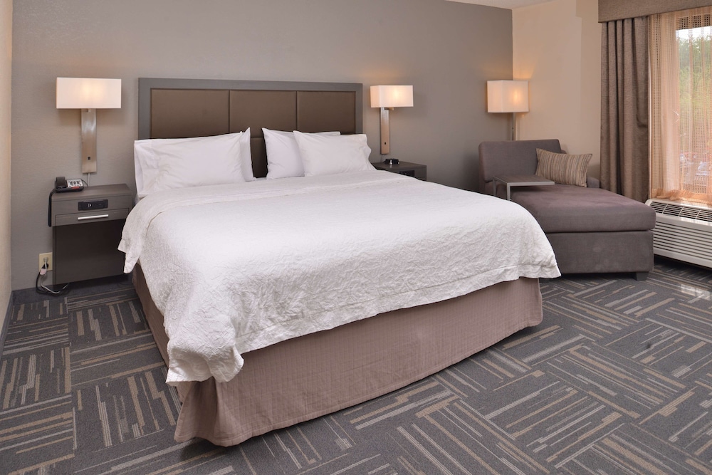 Hampton Inn closest to Universal Orlando - photo 12