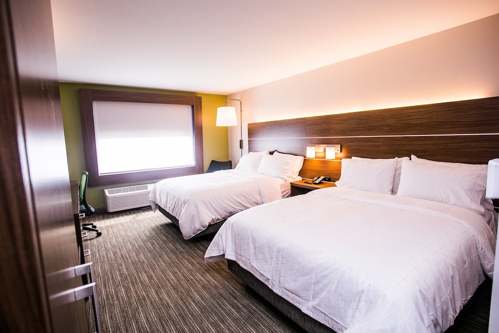 Holiday Inn Express & Suites Rehoboth Beach by IHG - photo 10