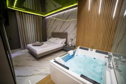Tree Luxury - last minute hotel in Baronissi