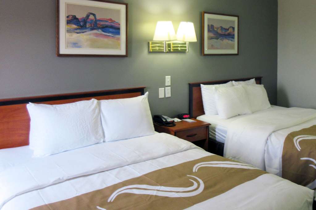 Rodeway Inn Salina - photo 17