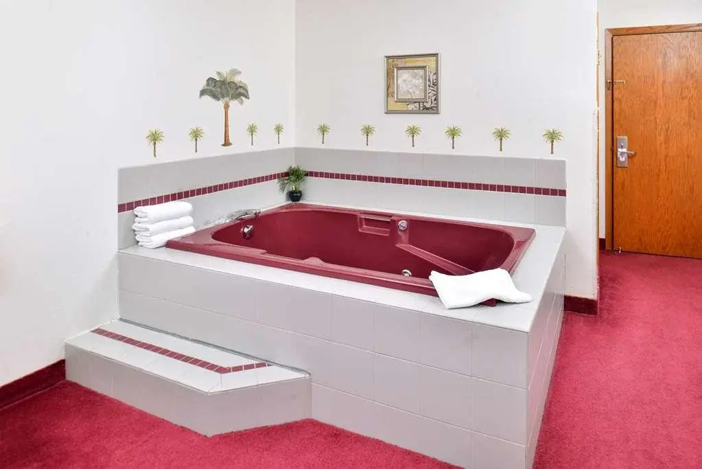 Days Inn - photo 14