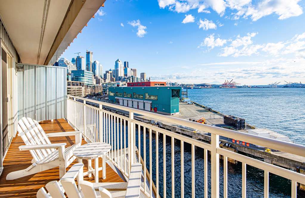 The Edgewater Hotel - photo 37