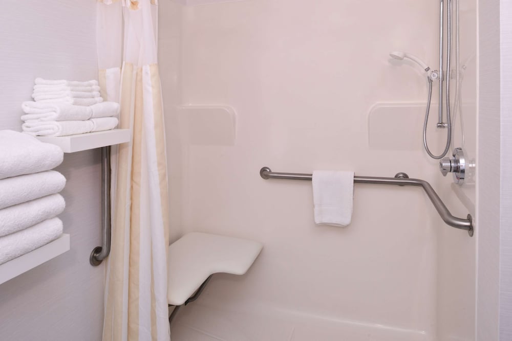 Hilton Garden Inn Columbus Polaris - photo 15