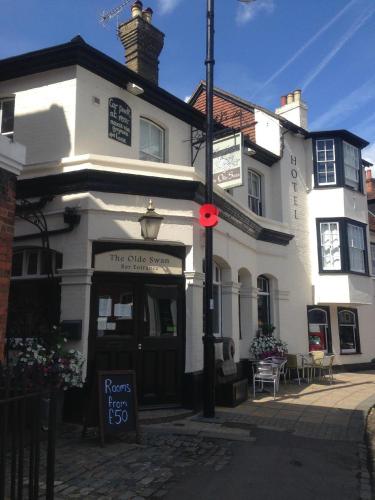 The Olde Swan Hotel - carbon neutral hotel in Chertsey