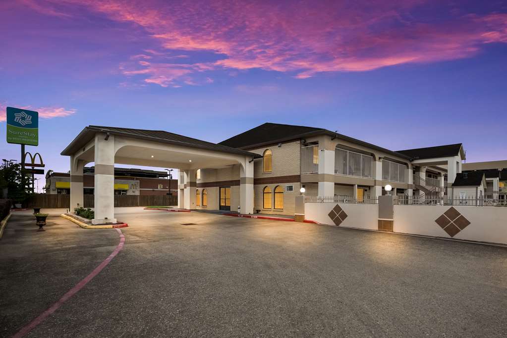 SureStay Hotel by Best Western Deer Park in Deer Park, United States
