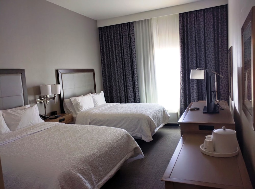 Hampton Inn & Suites Tempe Phoenix Airport AZ - photo 17