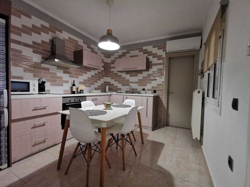 Antonela Sunshine Apartment by CorfuEscapes — 4-Star Luxury Hotel in Corfu, Greece