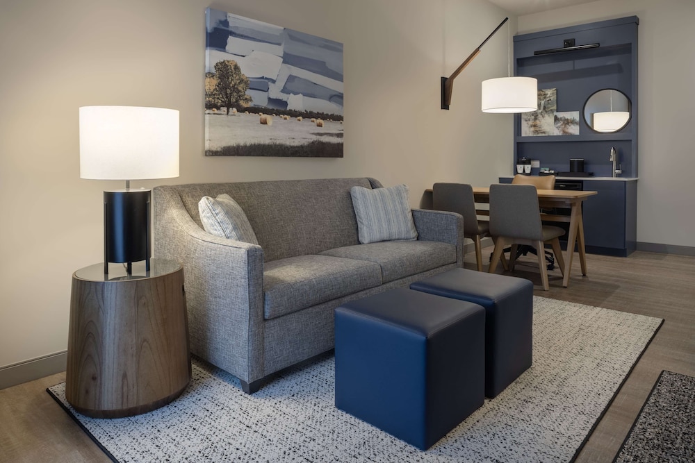 Embassy Suites by Hilton Bowling Green - photo 24