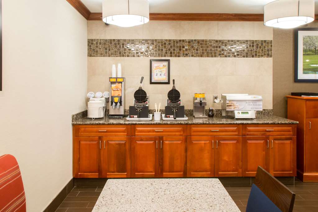 Comfort Suites Grand Rapids South - photo 42