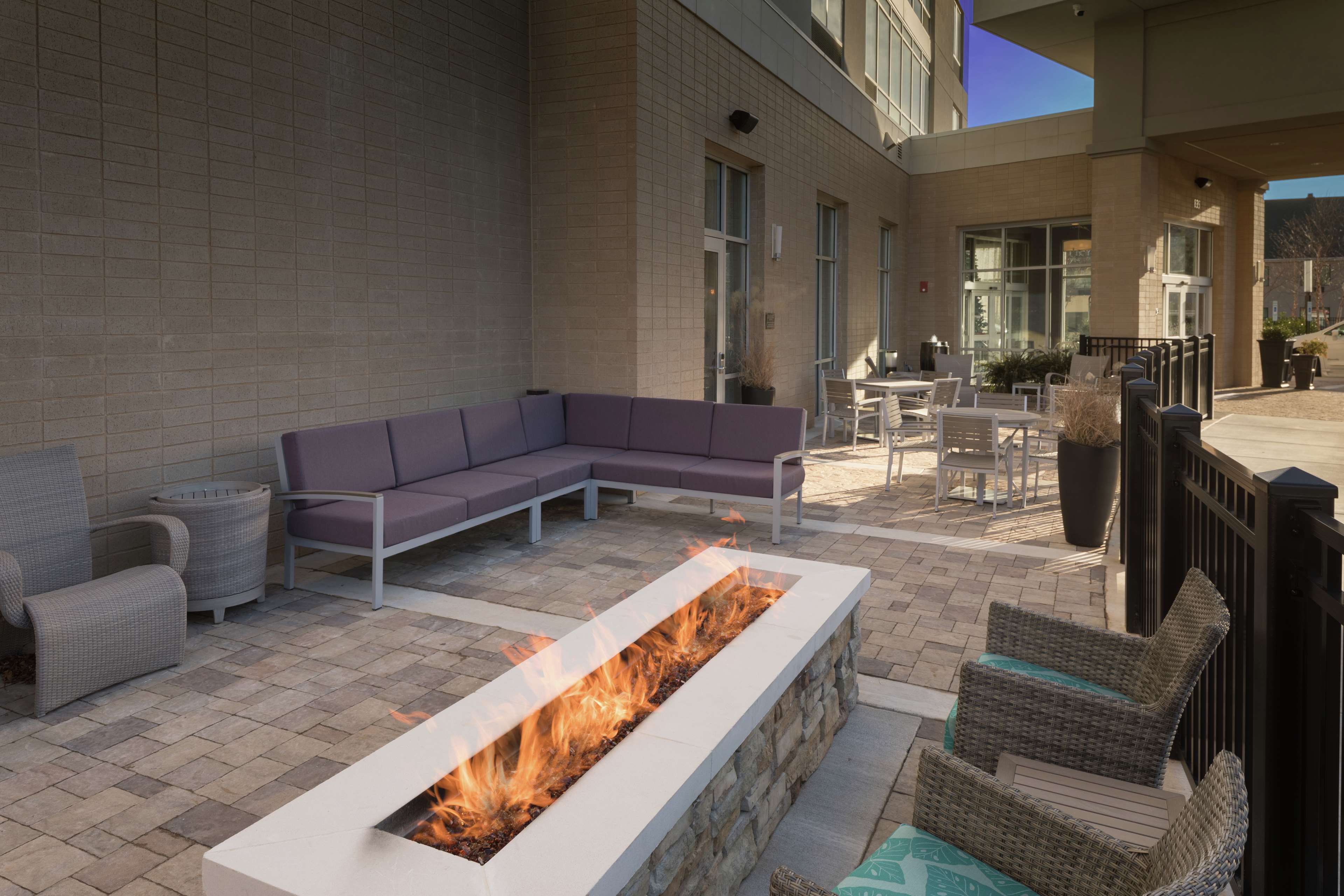 Hampton Inn & Suites Asheville Biltmore Area - photo 4