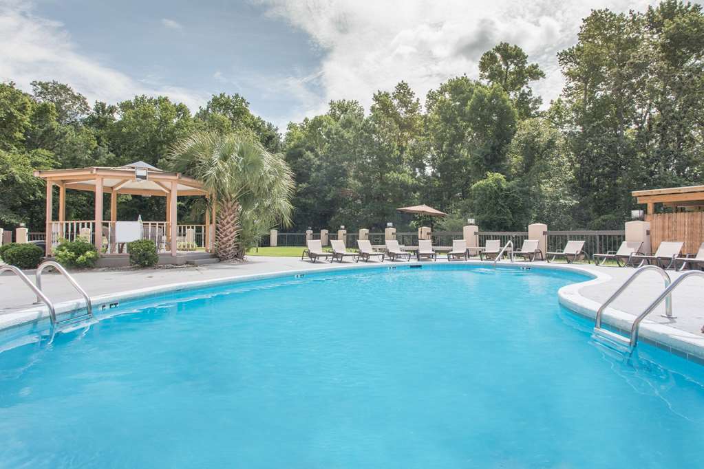 Days Inn by Wyndham Myrtle Beach - photo 2