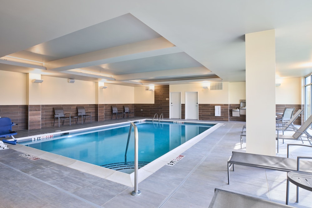 Fairfield by Marriott Inn & Suites Hagerstown - photo 12