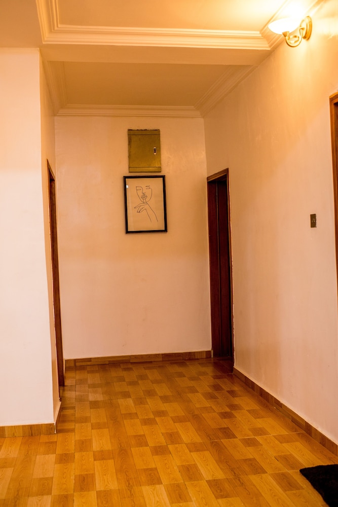 Geza Luxury Apartment — 4-Star Luxury Hotel in Ibadan, Nigeria