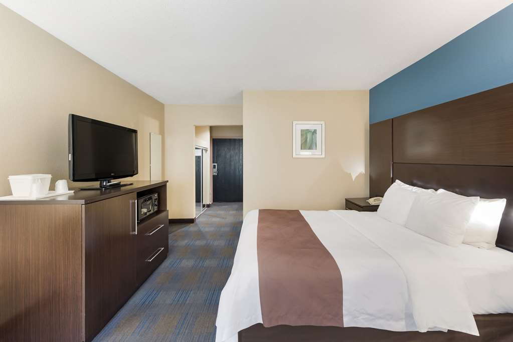 Quality Inn Upper Sandusky - photo 11
