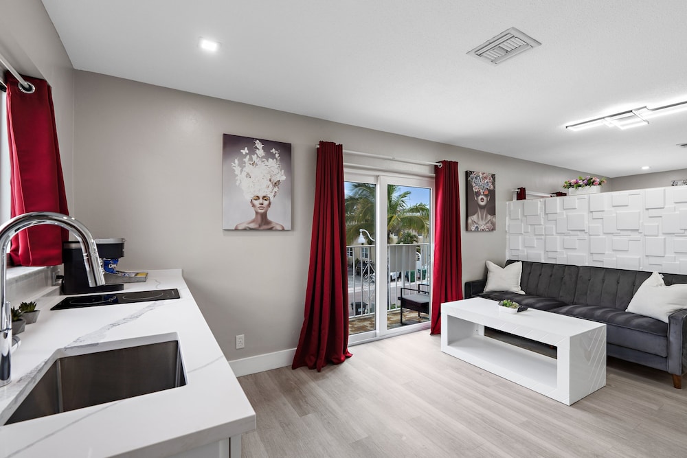 The Tel Hollywood Beach - photo 40