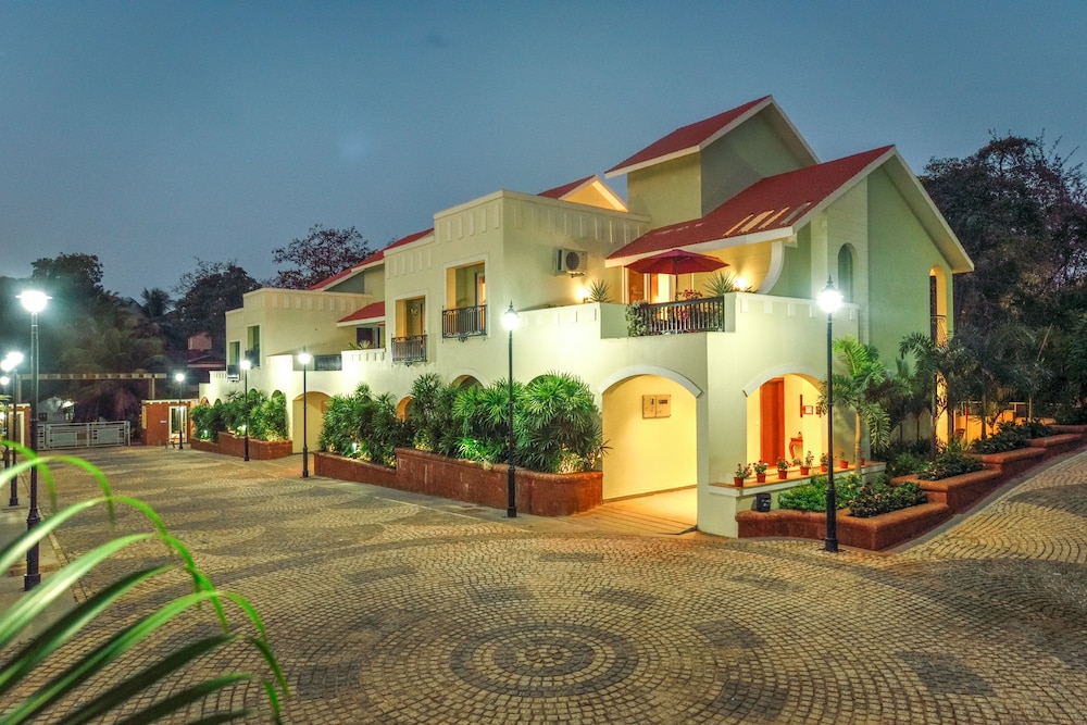 Joystreet Bliss — 4-Star Luxury Hotel in Solim, India