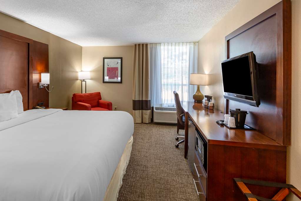 Comfort Inn Laurinburg NC - photo 19