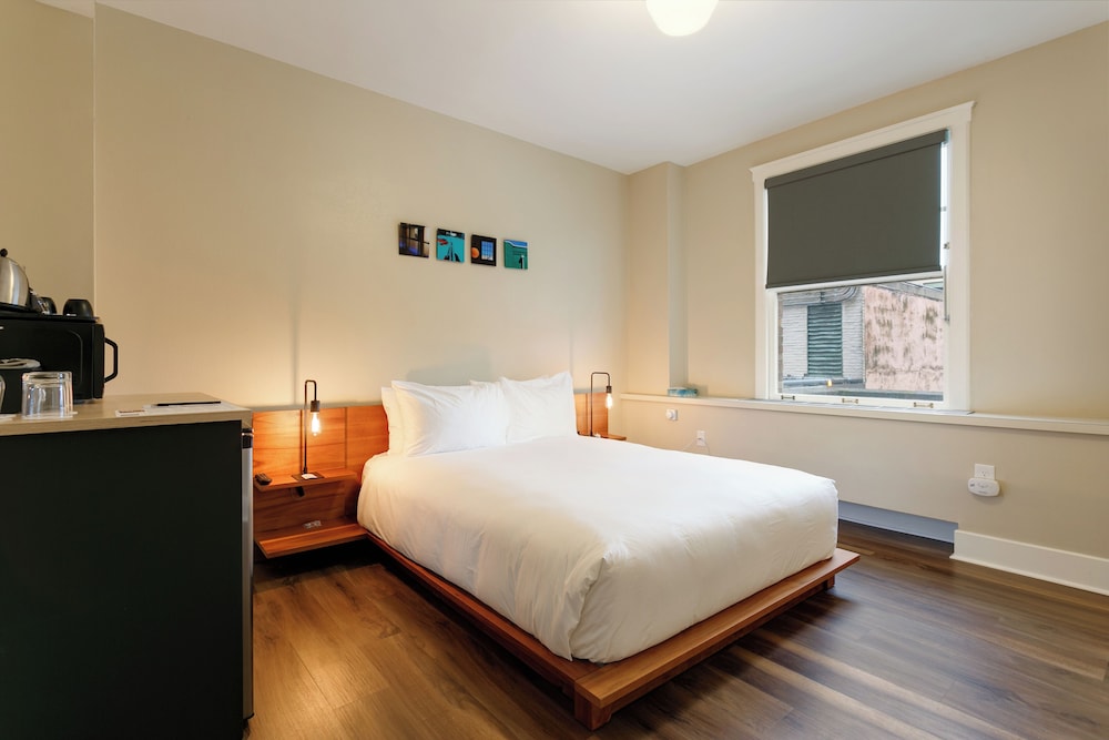 Hotel Leo - photo 16