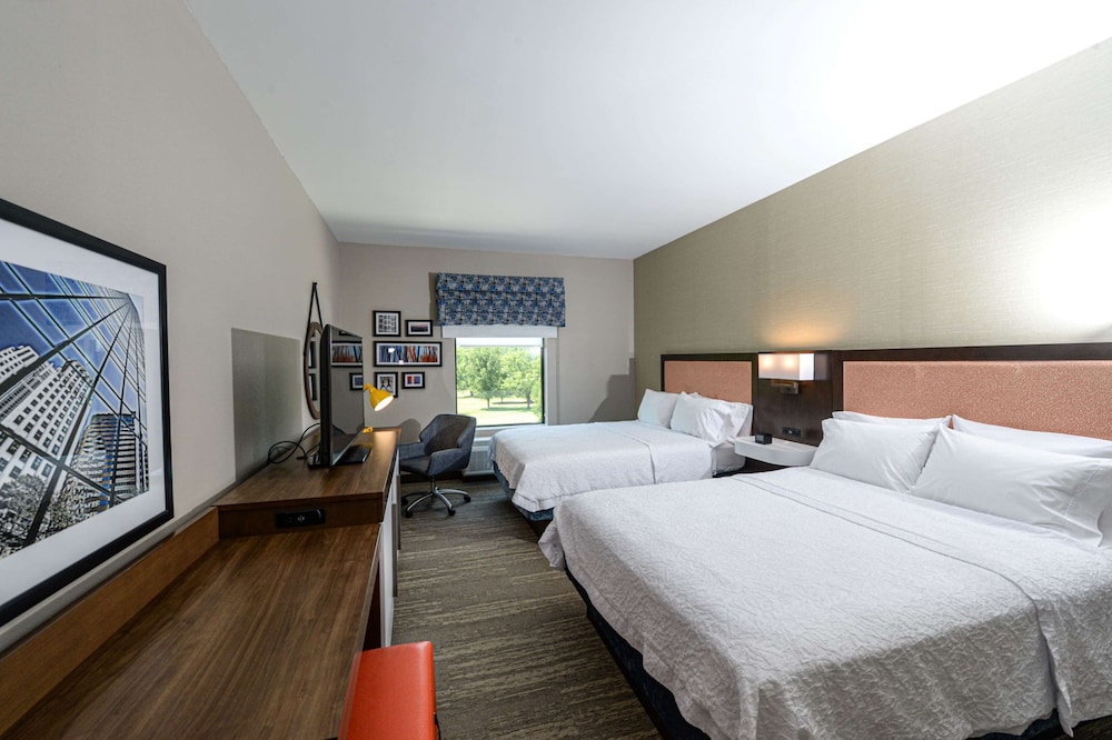 Hampton Inn & Suites Lenoir - photo 13