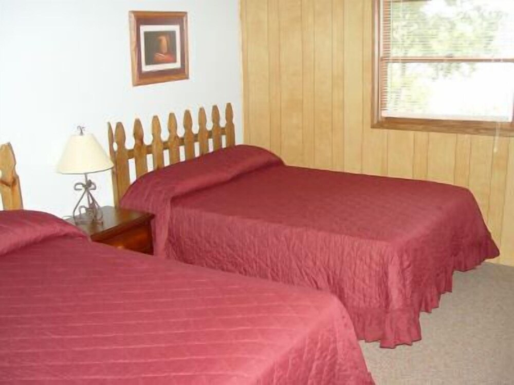 Holiday Hills Resort - photo 4