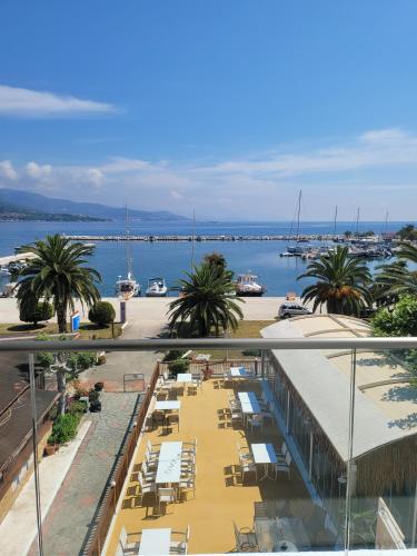 Iraklitsa Port View — 4-Star Luxury Hotel in Nea Iraklitsa, Greece