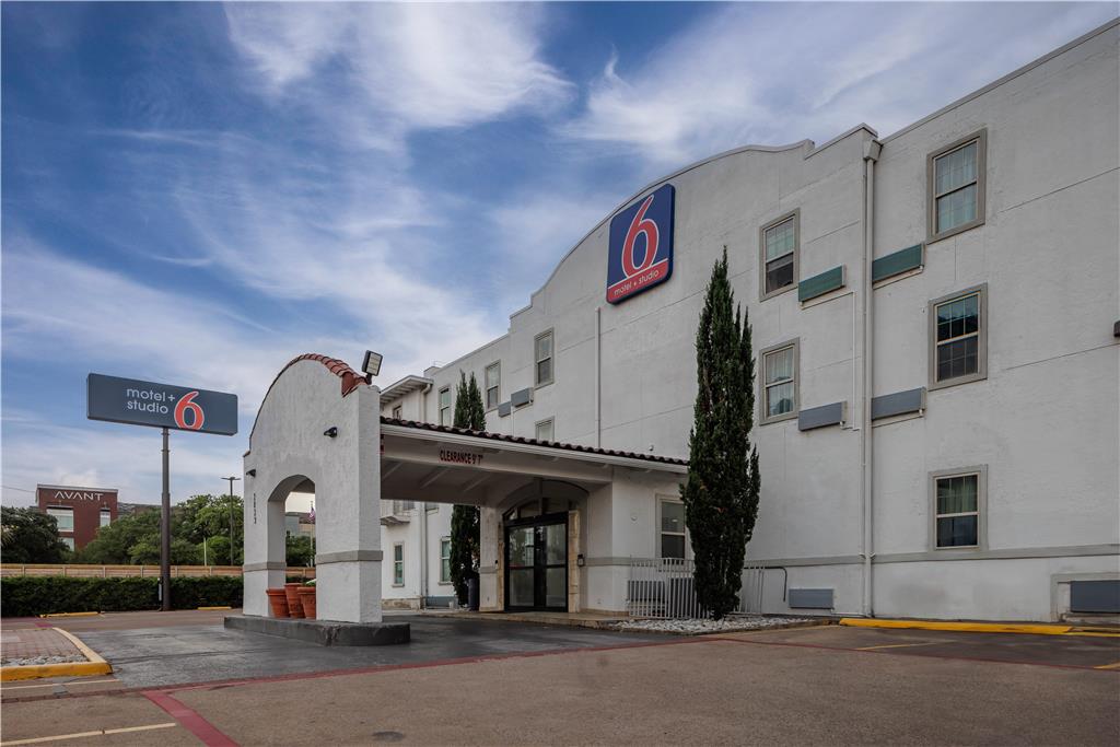 Best Western Market Center - featured photo