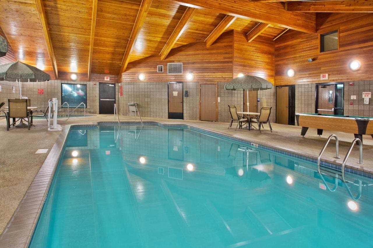 AmericInn by Wyndham Lincoln North - photo 5