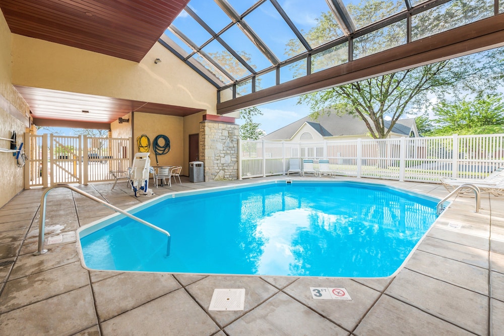 Red Roof Inn Columbus Grove City - photo 25