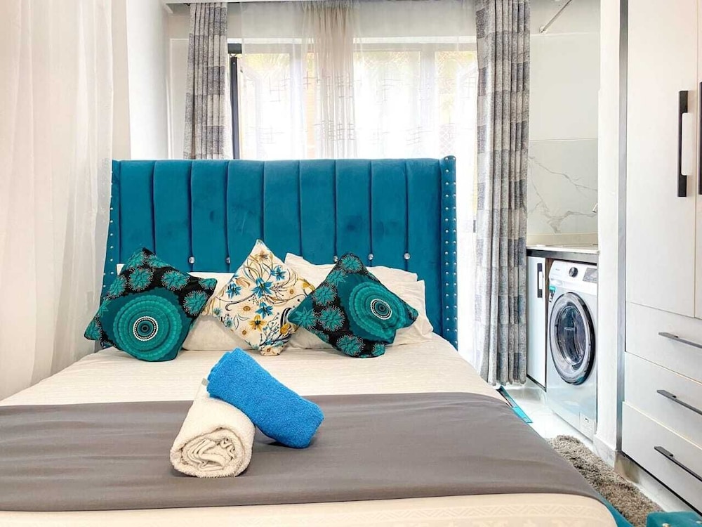 Pazoori Stays at Smart Homes Kilimani