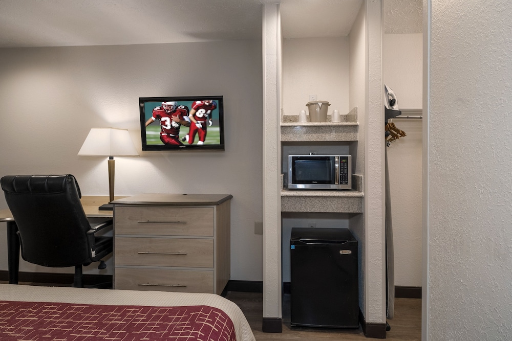 Red Roof Inn Indianapolis Greenwood - photo 27