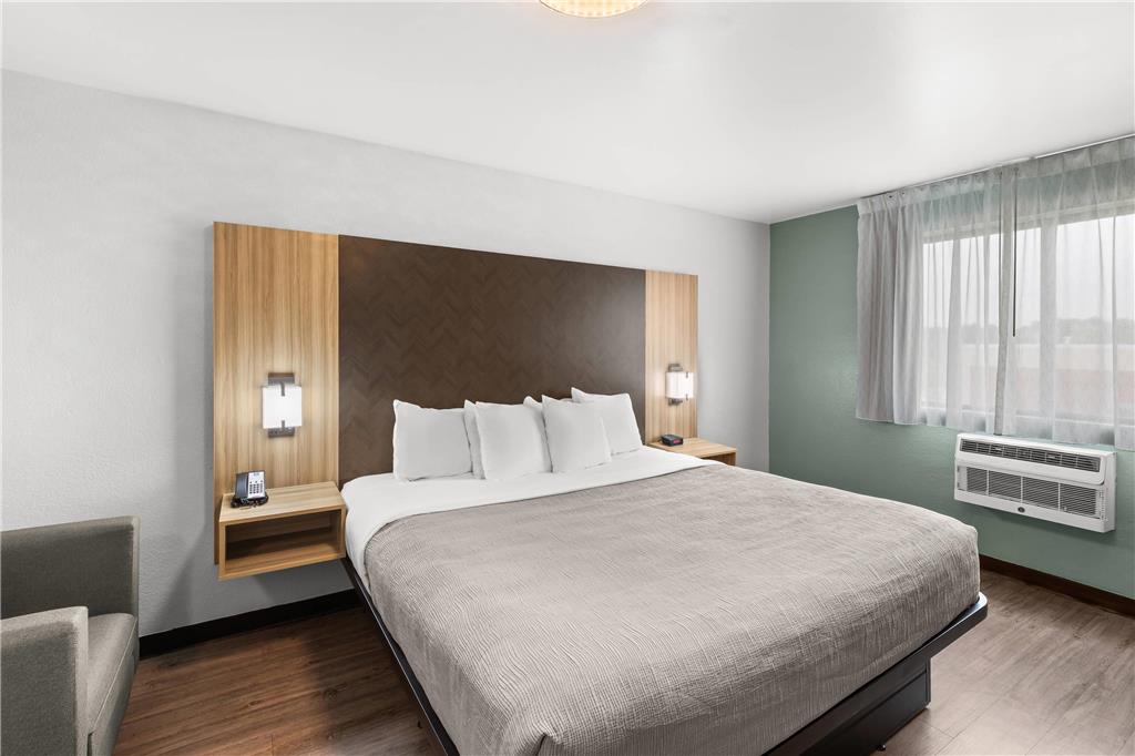 Quality Inn Atlanta Airport Central - photo 22