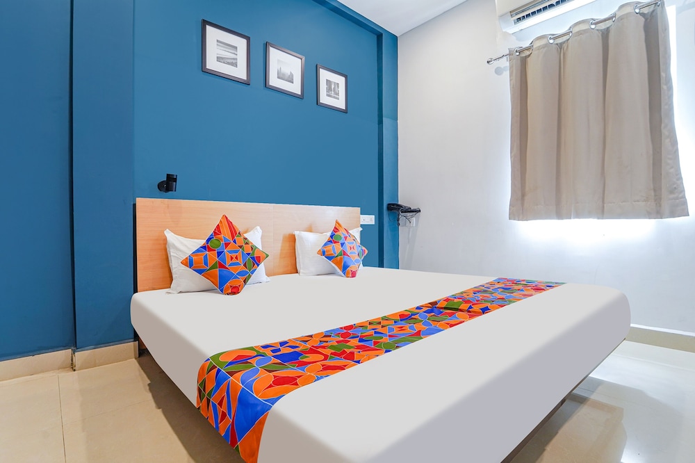 Fabexpress Silver Palace - last minute hotel in Chennai