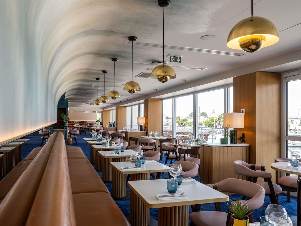 Mercure La Rochelle Vieux Port Hotel in La Rochelle, France