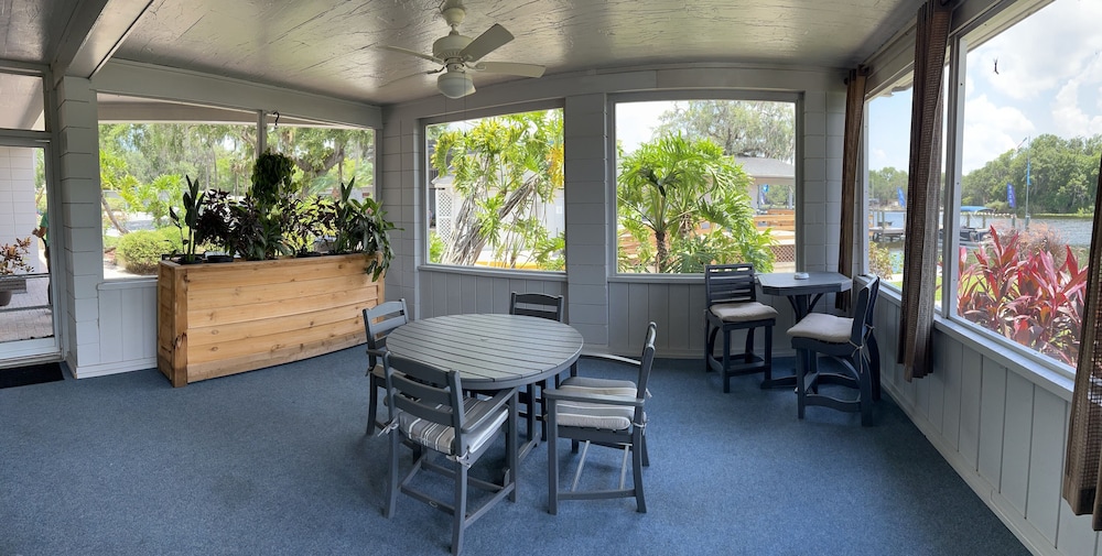 Hontoon Landing Resort & Marina - photo 16