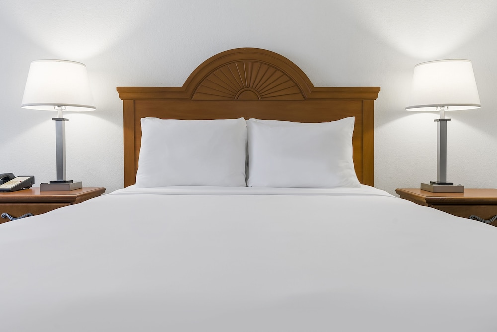 Thousand Hills Resort Hotel - photo 44